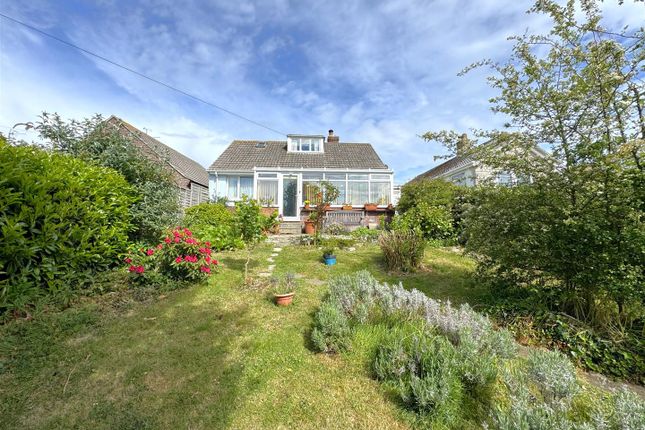 3 bed property, in Weyview Crescent, £375,000