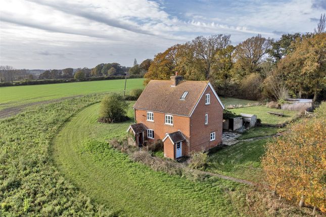 4 bed property, in Maytham Road, £450,000