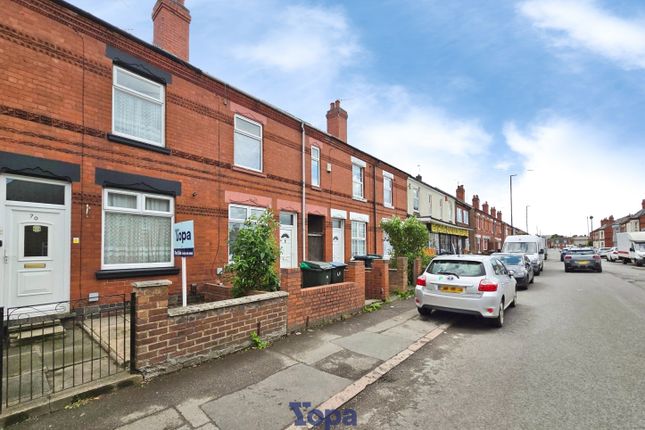 2 bed property, in Heath Road, £150,000
