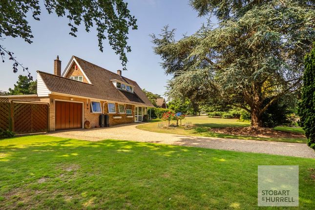 3 bed property, in Charles Close, £700,000