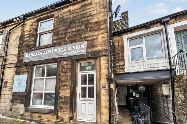 4 bed property, in Kirkgate, £185,000