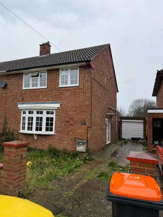 3 bed property, in Tudor Close, £380,000