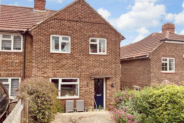 3 bed property, in Lancelot Avenue, £310,000