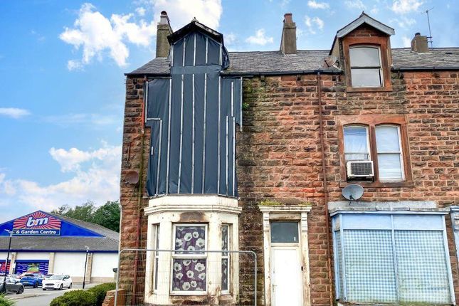 4 bed property, in 74 Curzon Street, £15,000