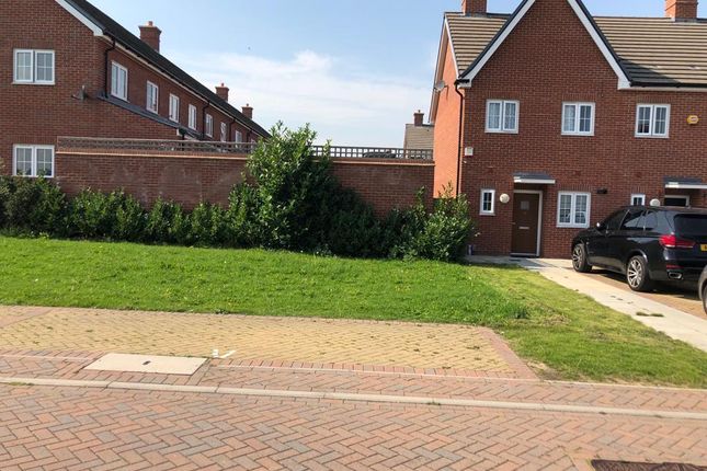 2 bed property, in Melford Road, £415,000