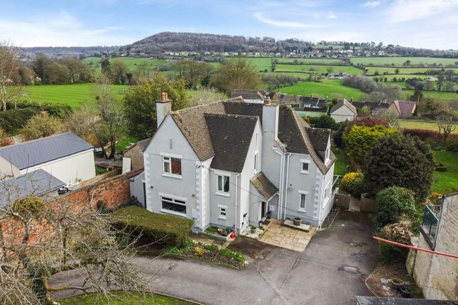 3 bed property, in Cheltenham Road, £950,000