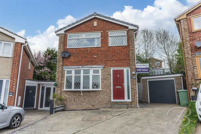 3 bed property, in Bluebank View, £220,000