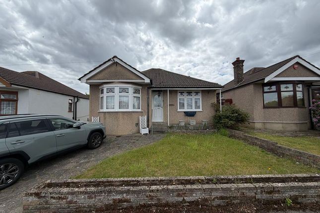 3 bed property, in Heathlands Rise, £435,000