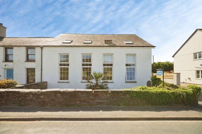 4 bed property, in Morfa Bychan, £420,000