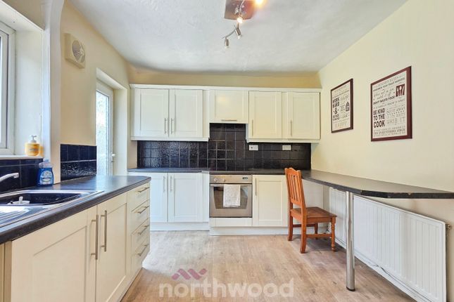 3 bed property, in Atholl Crescent, £160,000