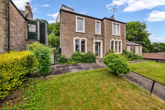 5 bed property, in Dudhope Street, £325,000
