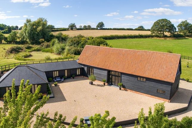 4 bed property, in Hawstead, £1,275,000