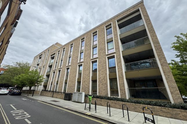 1 bed property, in 16 Crompton Street, £630,000
