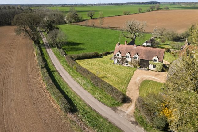 6 bed property, in Mixbury, £1,475,000