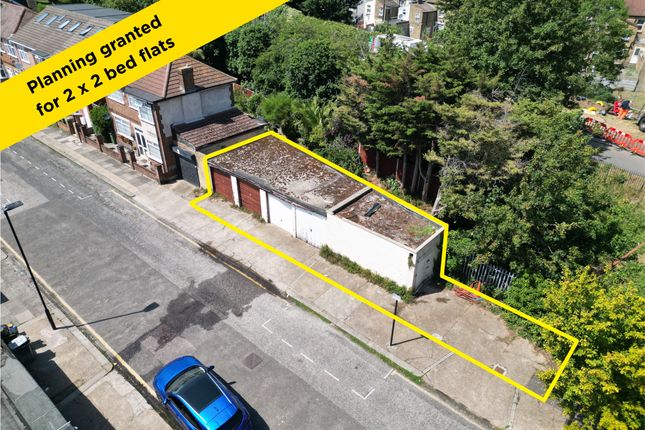 Studio, in St. Andrew's Road, £180,000