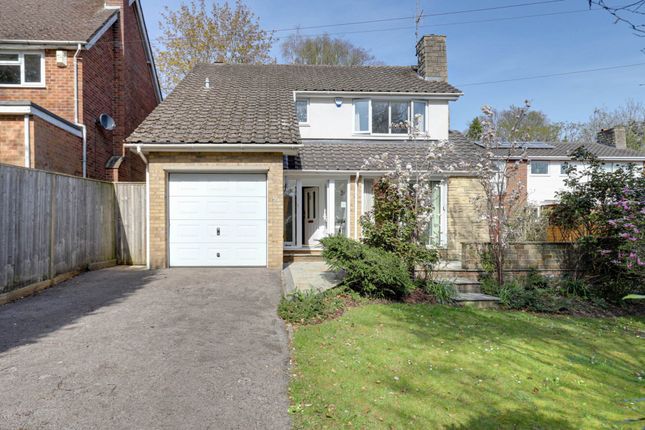4 bed property, in St Peters Avenue, £950,000