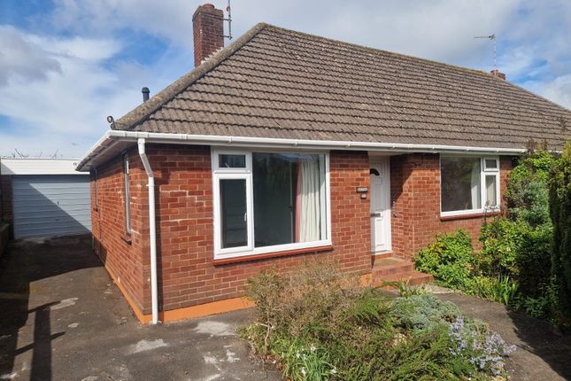 2 bed property, in Elmfield Crescent, £289,950