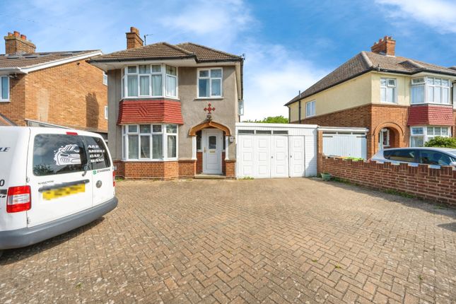 3 bed property, in Honey Hill Road, £385,000