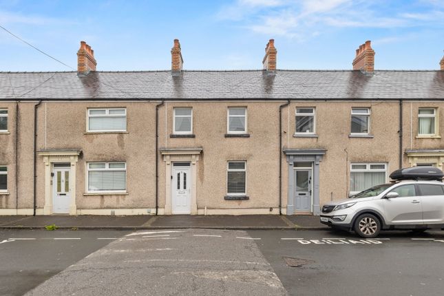 2 bed property, in Aberdyberthi Street, £130,000