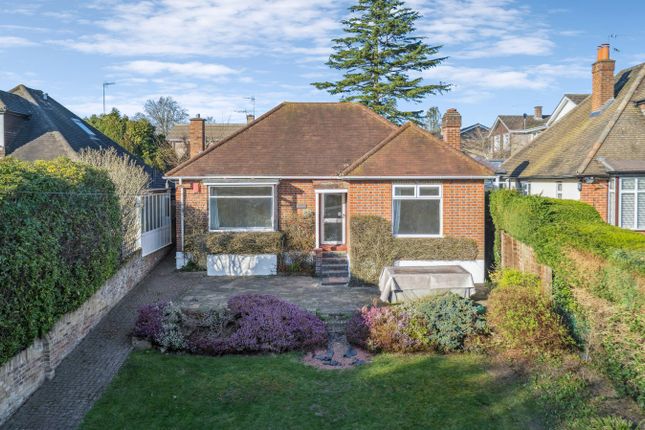 3 bed property, in Beeches Road, £570,000