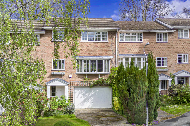 3 bed property, in 4 Clevemede, £750,000