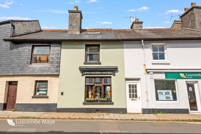 4 bed property, in Station Road, £375,000