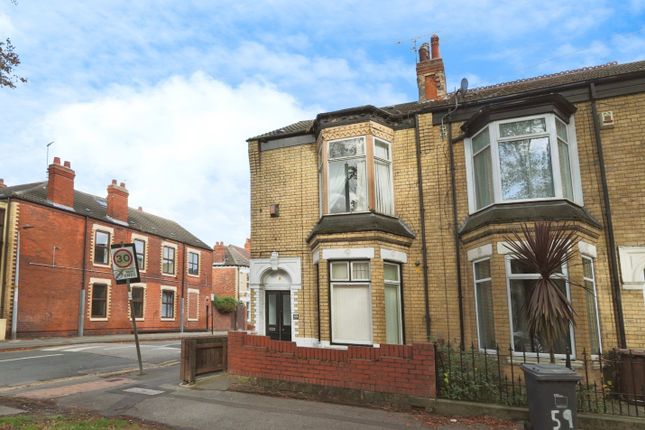 5 bed property, in Boulevard, £150,000