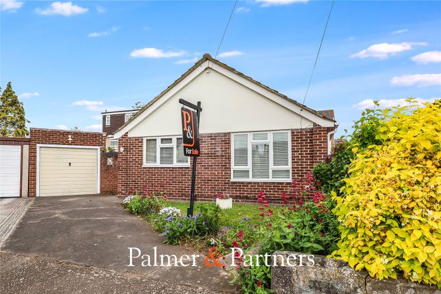 3 bed property, in Redruth Close, £400,000