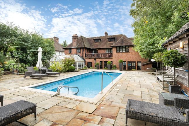 5 bed property, in Winterstoke Gardens, £2,500,000