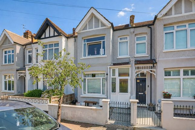 3 bed property, in Eswyn Road, £800,000