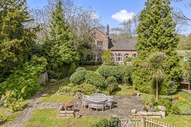 4 bed property, in Fletching, £1,000,000