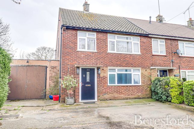 3 bed property, in Broad Meadow, £450,000