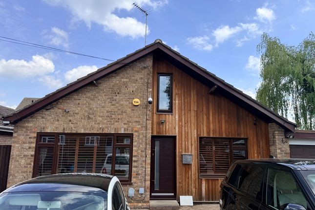 3 bed property, in 8 Bycroft Road, £230,000