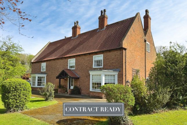 5 bed property, in Main Street, £800,000