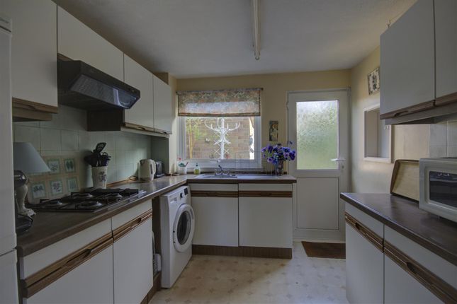 3 bed property, in Keel Gardens, £375,000