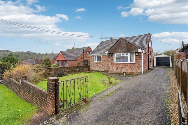 2 bed property, in Trees Avenue, £500,000