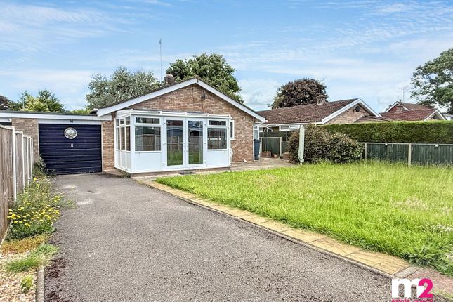 3 bed property, in Fayre Oaks, £350,000