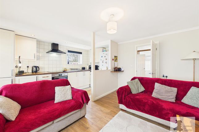 1 bed property, in St. Dogmaels, £175,000