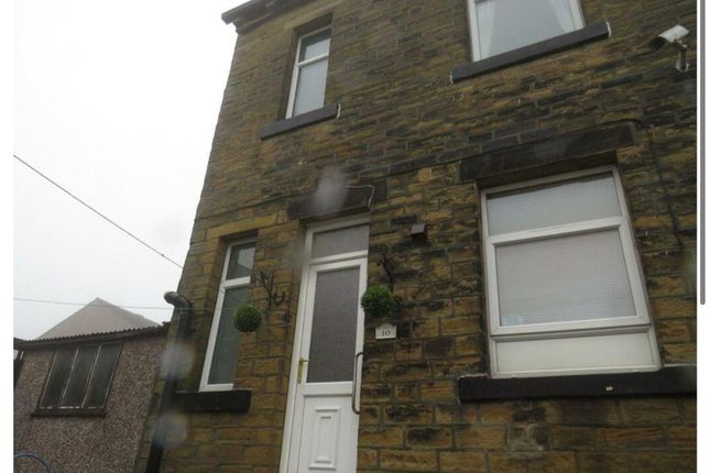 2 bed property, in Carlisle Street, £125,000