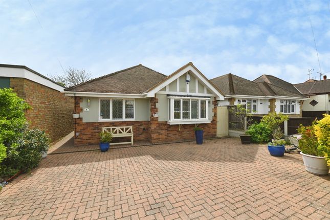 4 bed property, in Clifton Road, £560,000