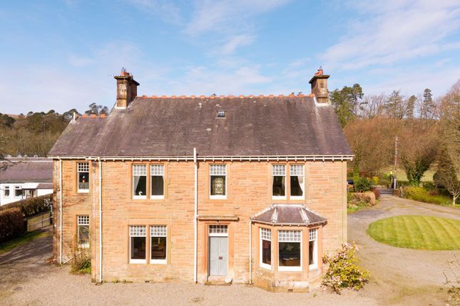 4 bed property, in Northfield, £485,000