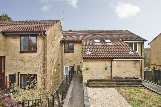 3 bed property, in White Mead, £190,000