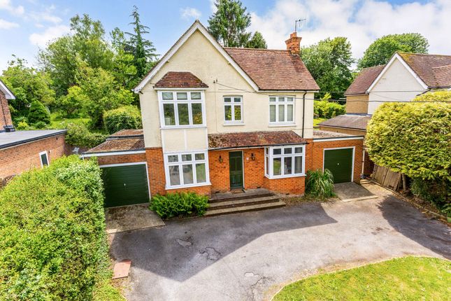 4 bed property, in Basingstoke Road, £670,000
