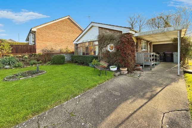 3 bed property, in Paddock Close, £269,950