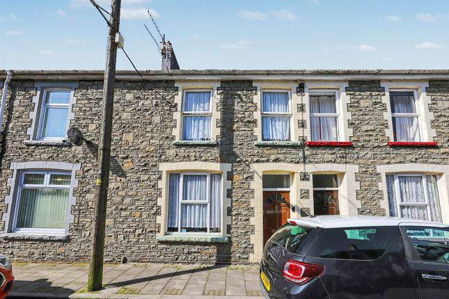 3 bed property, in Gladstone Street, £119,995