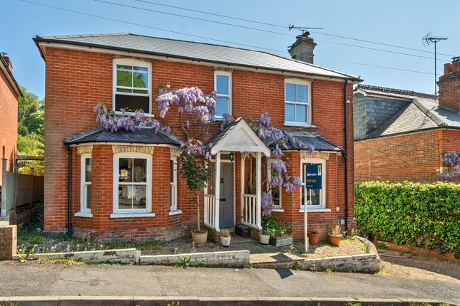 3 bed property, in Godalming, £875,000