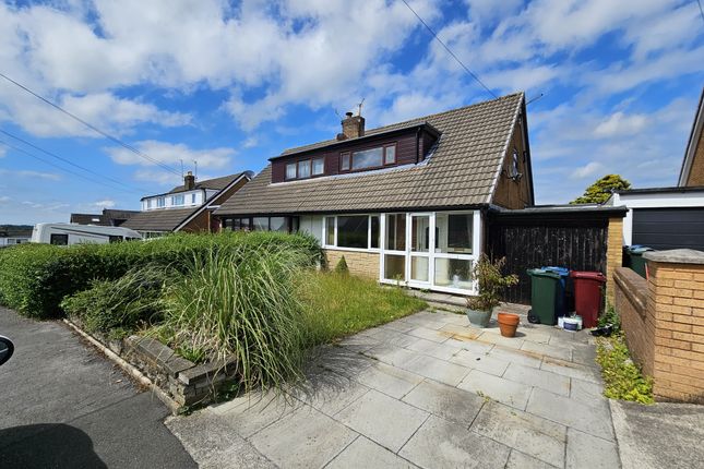 3 bed property, in Bowland Close, £225,000