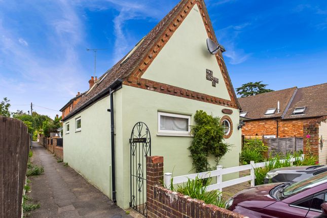 4 bed property, in Station Road, £500,000