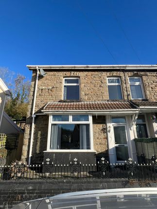 Studio, in 36 Fife Street, £135,000