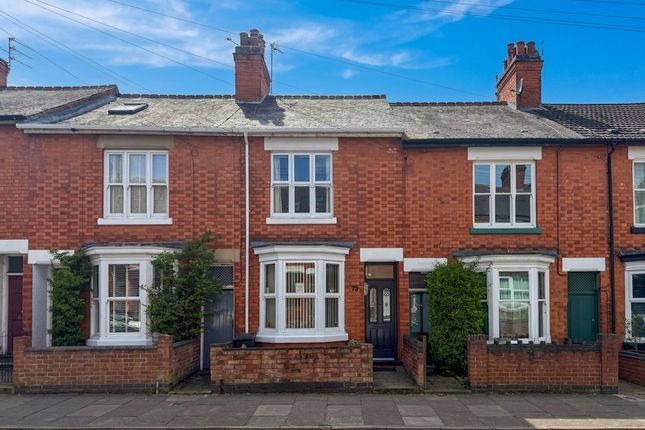 2 bed property, in Lorne Road, £260,000